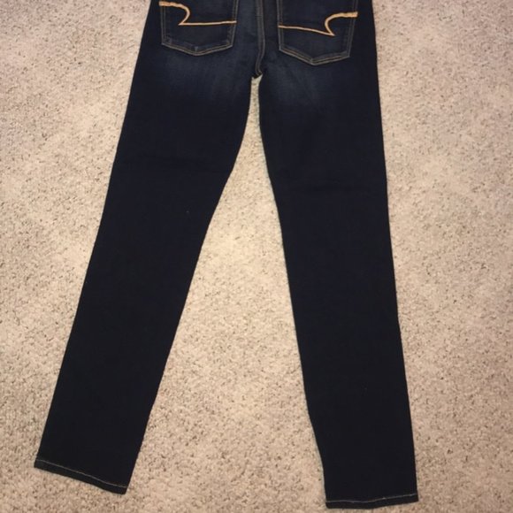 American Eagle Women's Jeans - Picture 2 of 5